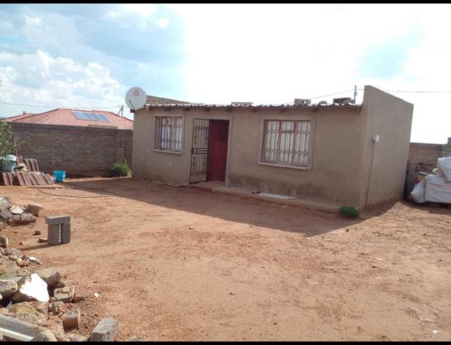 1 BEDROOM HOUSE FOR SALE IN MOHLAKENG